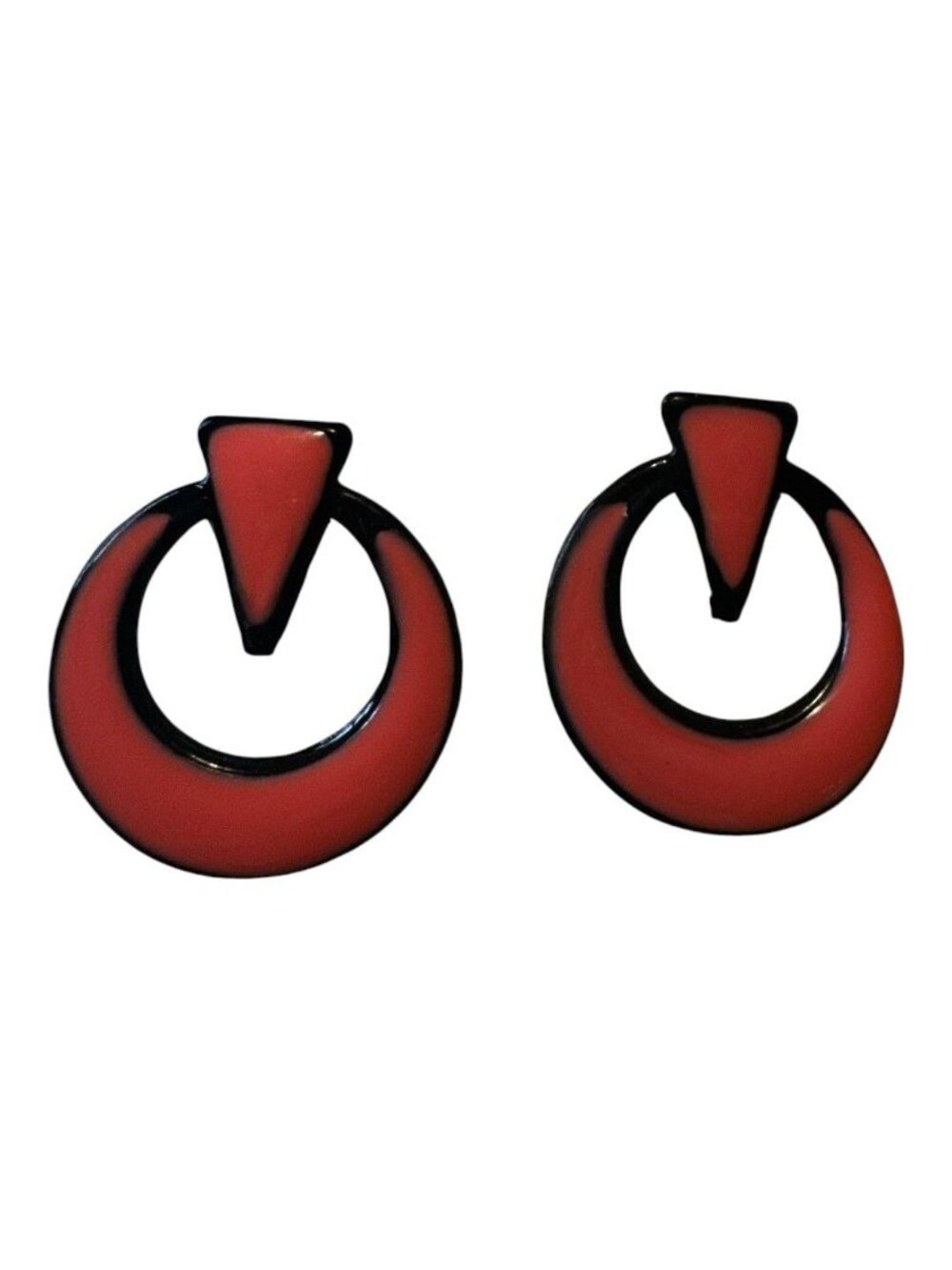 Retro Red & Black Arrow Hoop Earrings Bold Geometric Design Lightweight Stud Ear
